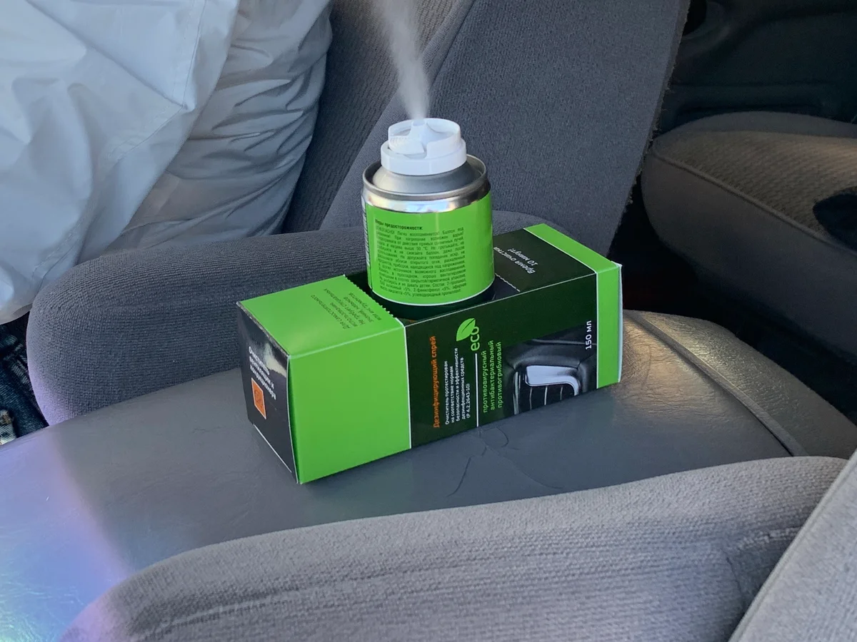 Как избавиться от запаха молока в машине?